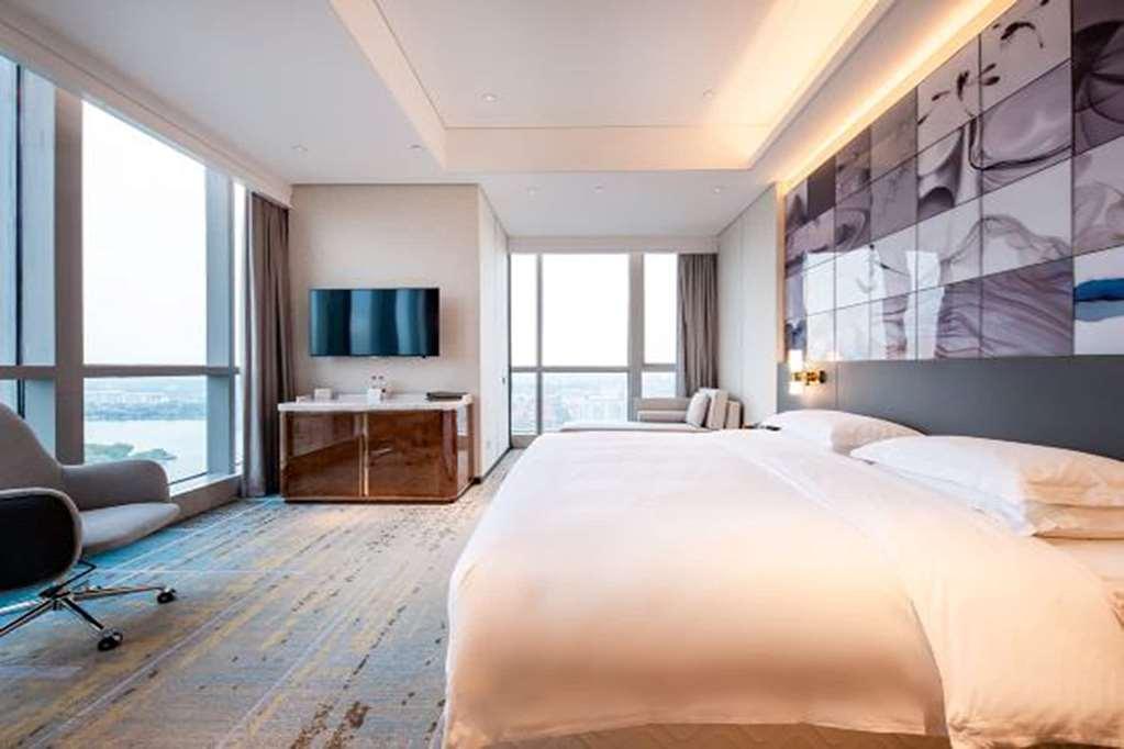 Wyndham Grand Suzhou Fenhu Hotel Xinta Quarto foto