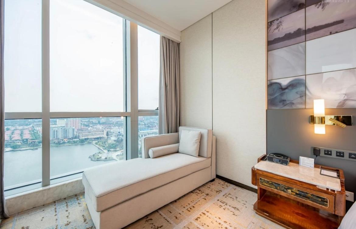 Wyndham Grand Suzhou Fenhu Hotel Xinta Exterior foto